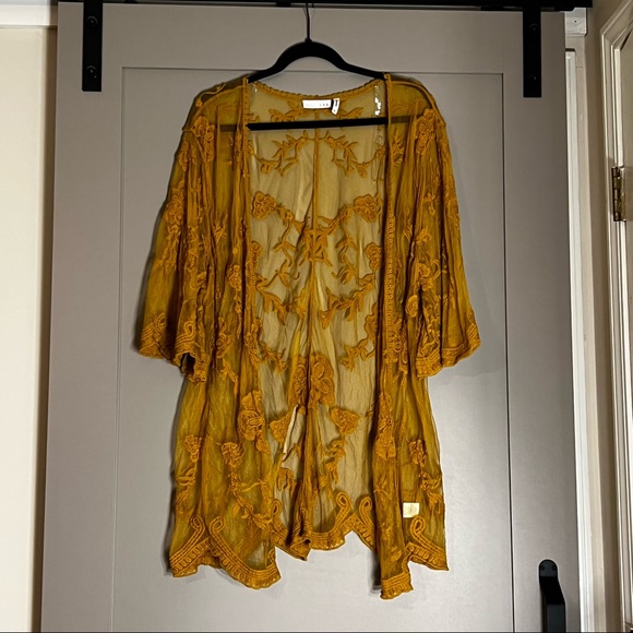 Lightly Worn Ashley Lace Kimono in mustard by LUQ in XL🌞 - Picture 3 of 14